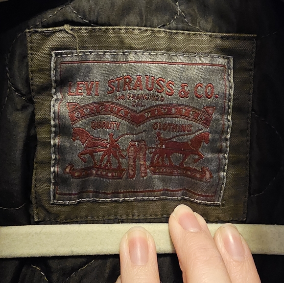 EUC Men's Levi Strauss Winter Coat - 5XL - Picture 2 of 10